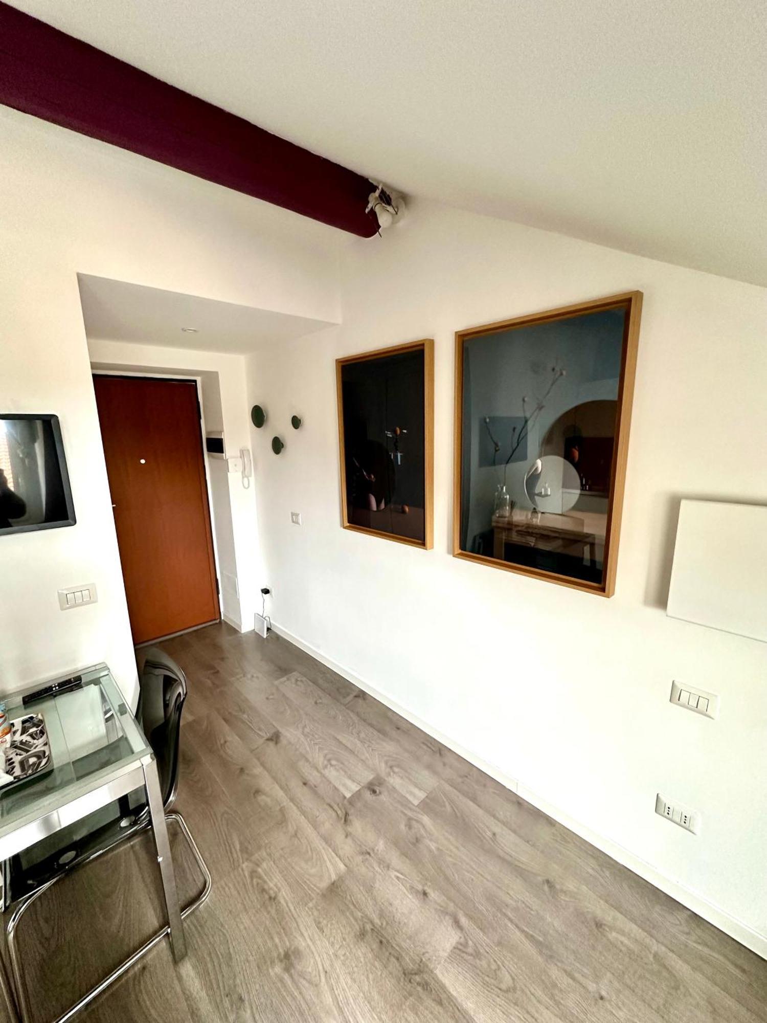 Purple House - Garibaldi Fs Apartment Milan Exterior photo